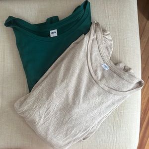 Old Navy - XL Scoop Neck Short Bell Sleeved Shirts - 2 Pack